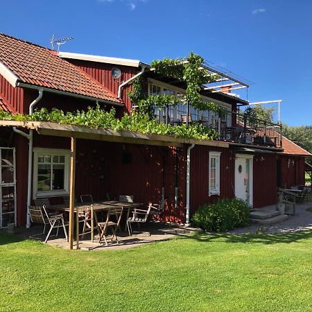 Aeventyrsgardens Vandrarhem, Kinnekulle Källby Kültér fotó