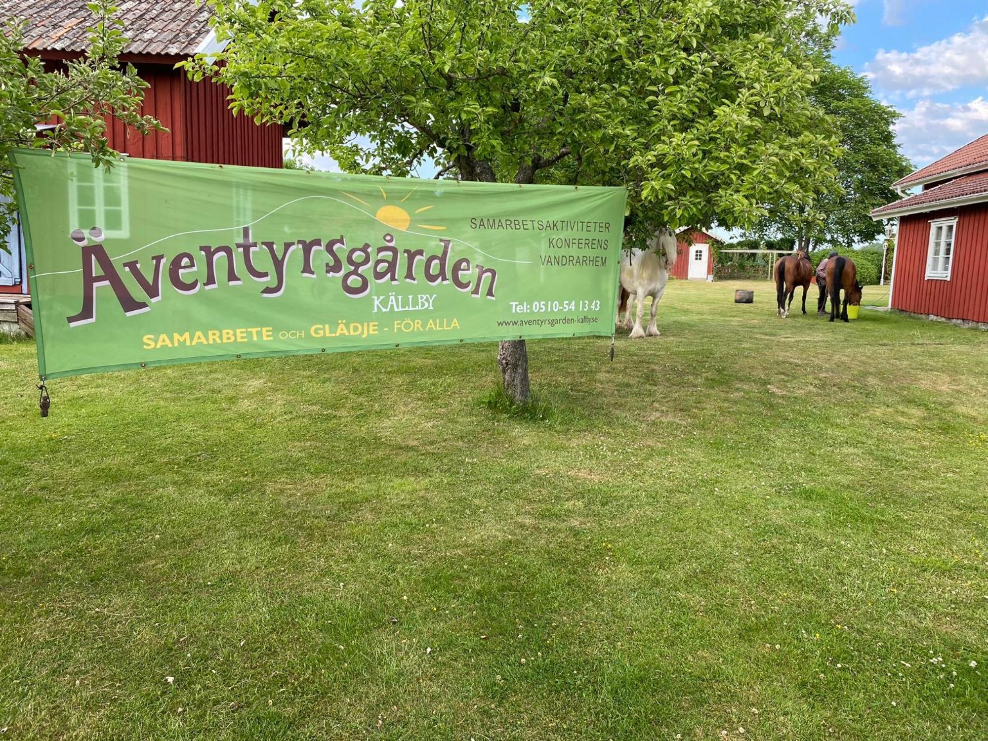 Aeventyrsgardens Vandrarhem, Kinnekulle Källby Kültér fotó