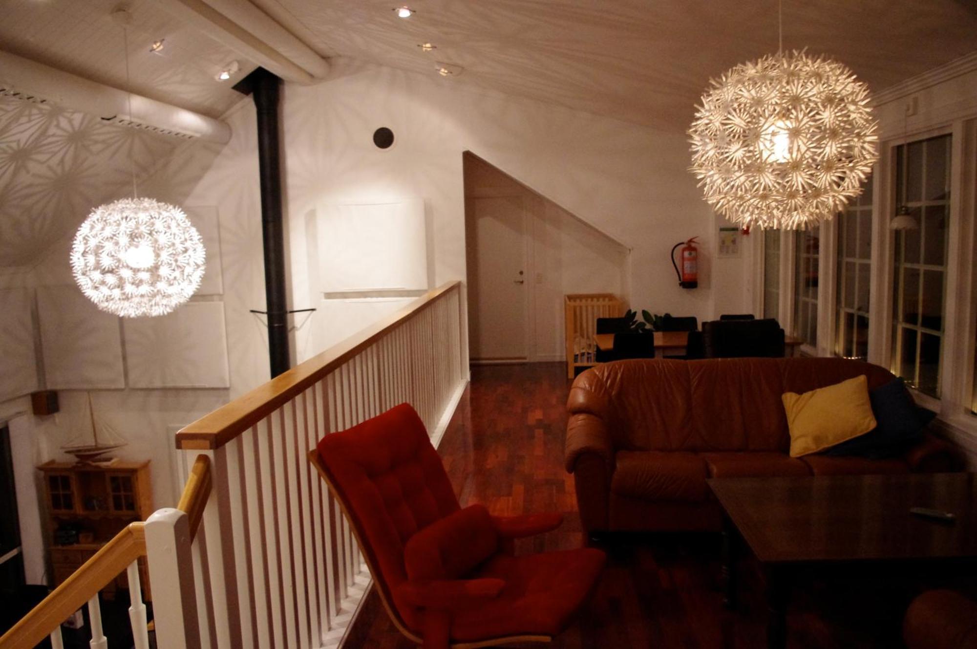 Aeventyrsgardens Vandrarhem, Kinnekulle Källby Kültér fotó